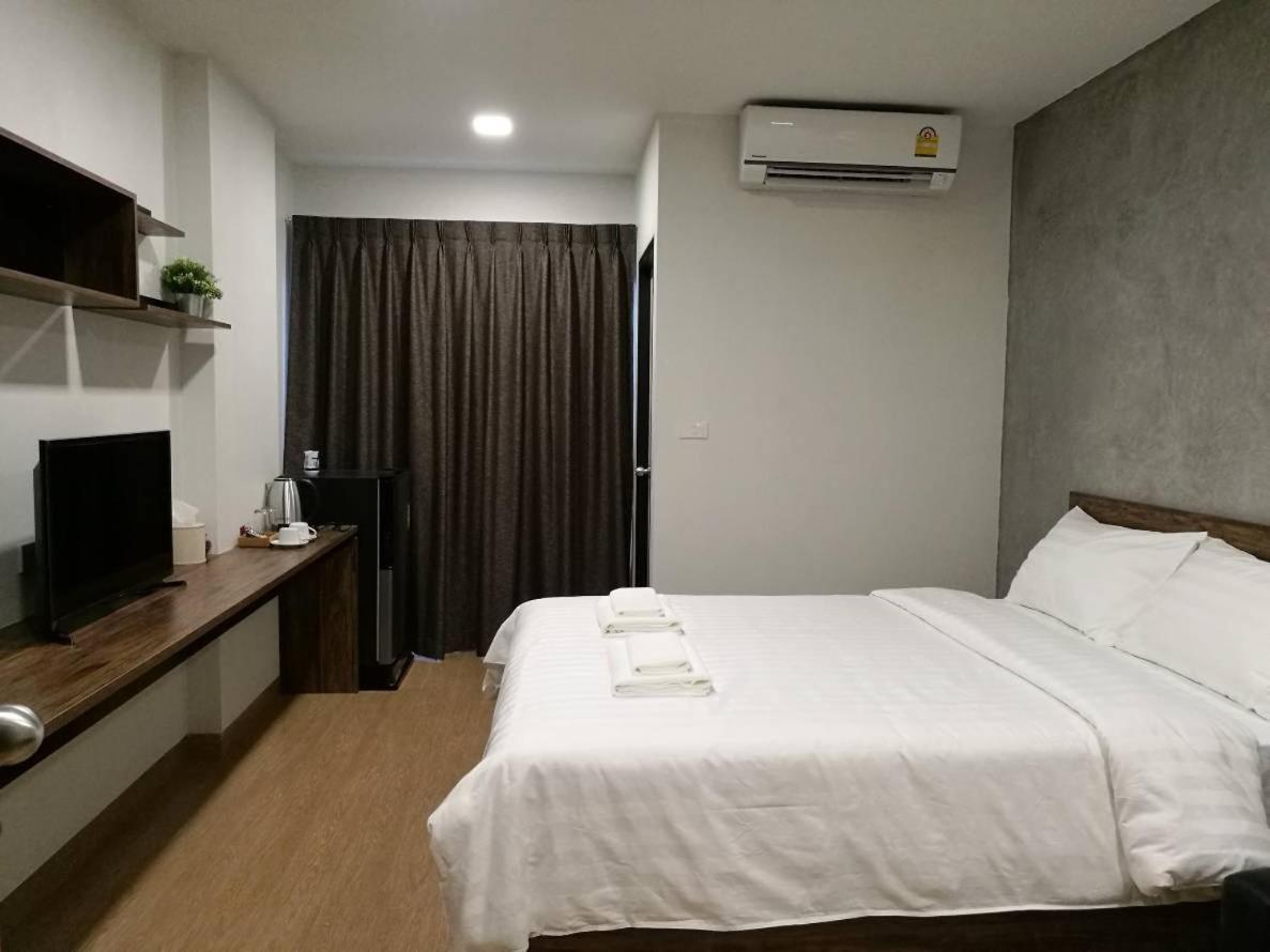 Tata House Lejlighedshotel Bangkok Eksteriør billede