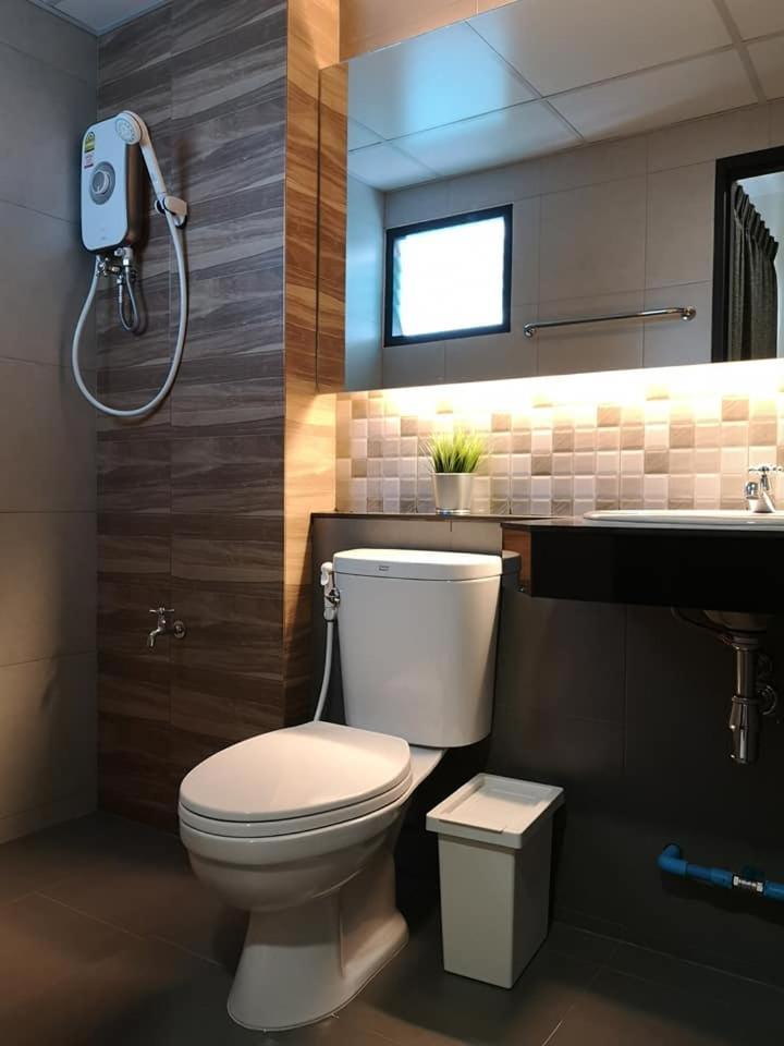 Tata House Lejlighedshotel Bangkok Eksteriør billede