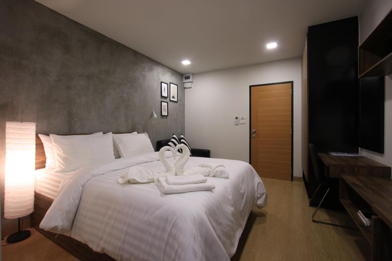 Tata House Lejlighedshotel Bangkok Eksteriør billede